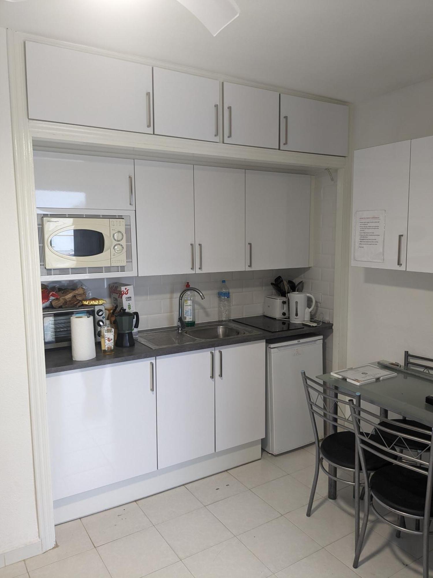 El Mirador, Villamartin, Refurbished,Cot To Hire, Wifi, Pool, Parking Villamartin (Valencia) Room photo